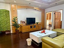 獨家~近中壢火車站中原商圈超大四房車位!!!!