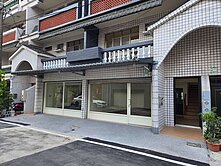 潮州鎮內臨街大面寬透天B