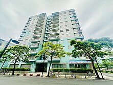 宜市雪山村高樓2房車位華廈~台灣房屋婕如~小豬