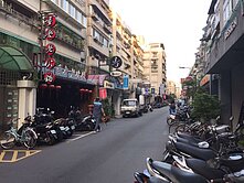 東區明曜收租金店