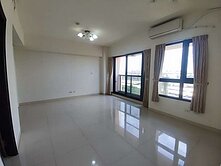 小港玉喜✨10年新屋✨面公園✨三房雙衛有窗+車位