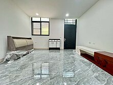 科工館&綠園道翻新收租四套房公寓一樓