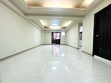 高應大丨建工商圈丨全屋翻新丨雙陽台超值4房+平車