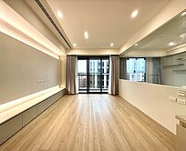 新光特區｜高樓層｜無印風裝潢｜樹孝商圈｜全新未住