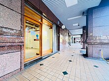 南屯 l 惠文學區黃金樓店+平面車位*壯壯-尹瞳 