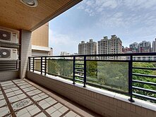 榮總商圈｜車庫電梯店面｜面福山公園｜近左營高鐵