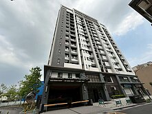 🏡華鳳特區精美裝潢採光兩房+車位🏝️