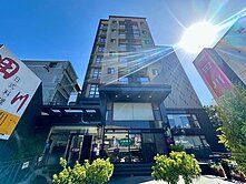 SOGO商圈🪄㊣元化路黃金大店面｜有6個平面車位