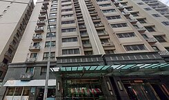 四季水花園三房車