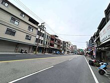 近大溪老街透天金店面+12套房