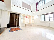 亞灣區總圖 景觀樓中樓+平車 室內43坪 步行捷運