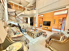 超豪大推!獨棟挑高200多坪豪墅!七大房可停4台車