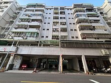 東區復興學區八美仙境大坪數三房坡道平面