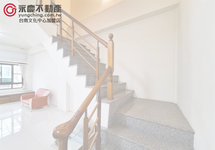 獨家~麻豆國中旁稀有超大空間輕屋齡美透天