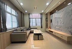 🧨瑞隆一心商圈籬仔內輕軌翻新車庫透天