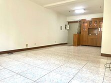 高雄巨蛋百貨捷運富民商圈高樓層正三房雲崗
