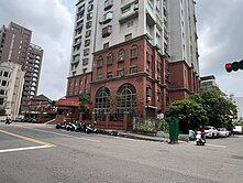 漢神巨蛋★瑞豐夜市★大豪宅5房+車位