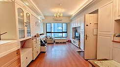 四季水花園三房車