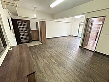 岡山【勵志新城乙區】4房+B1平車/室內大空間	