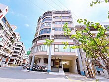 愛上莒光生活圈‼️龍宏麗庭頂樓哇塞大四房配車位