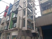 頂溪捷運站, 整棟透天