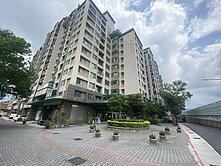 『永慶裕龍』陽光水景車庫透天
