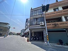 專簽花壇近市區大坪數三角窗臨路透店