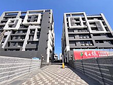 ♨️東港青禾鎮★輕屋齡可直接入住★美三房平車華廈