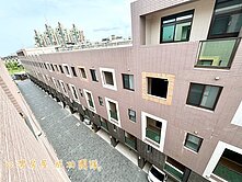 宜商旁幸福來了4房透天~台灣房屋婕如~小豬