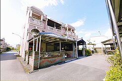 蔡佳宸★近羅東離塵不離城大地坪邊間雙車位別墅