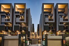 北屯太原大道★全新5大房雙車電梯別墅