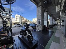 臨40米路#黃金三角窗大店面#文武百市車潮+錢潮