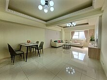 桂林商圈泛美大鎮中安路1+2+3樓店
