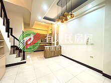 ⭐超優物件⭐近萬坪公園稀有雙面臨路雙車庫透天