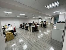 獨家！五期精華商圈大坪數商辦 雙平車