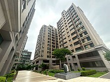 市場行情價~高鐵特區稀有四房雙車自住精選