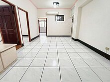 竹科大門旁邊間前後陽台大三房附平車