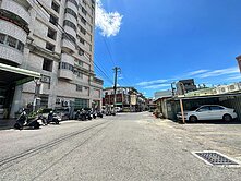鳳林路近消防隊寶雅臨路型內厝段土地
