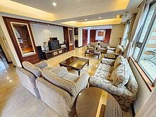 綠油油享受芬多精生活~稀有兩戶打通大空間~