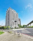 大都會公園第一排建案★雙捷三重站★全新三房大平車