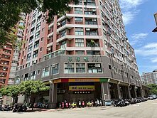 隨時看房！稀有震後屋釋出電梯三房對面有停車場~讚