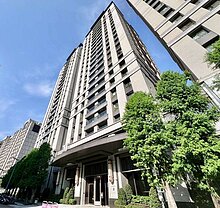 西屯１２期重劃逢甲商圈室內３３三房雙平車