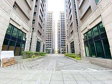  專約-【成功大道】外棟【雙平車】超美視野戶