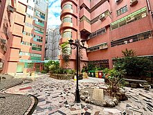 五期好市多/一層兩戶大四房邊間四面採光/雙平面車位