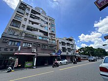 省鳳商、大潤發、低管理費、戶數少，翻新一樓美三房