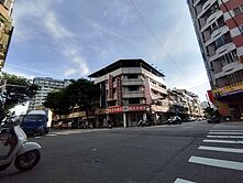 南屯五期東興路百坪順向顯眼大角店透天