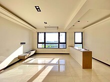 青埔。高鐵650米。首富3+1房雙車。雙併雙梯