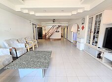 教育大學雙子星視野4房平車