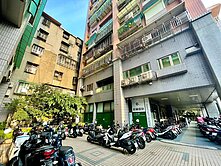 C57捷運金美次高四房坡車 蘆洲電梯社區