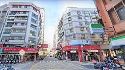 民俗公園純一樓近30坪挑高黃金店面門前停車收租首選